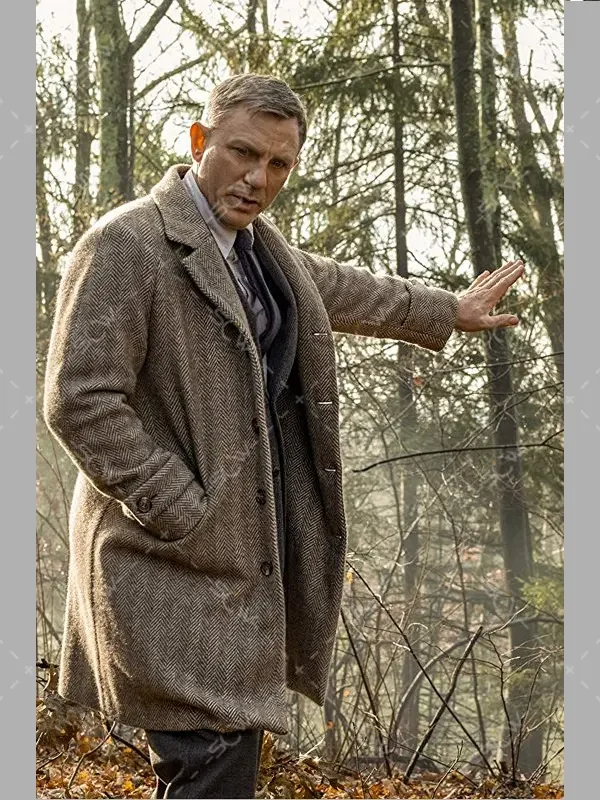 Knives Out Daniel Craig Coat