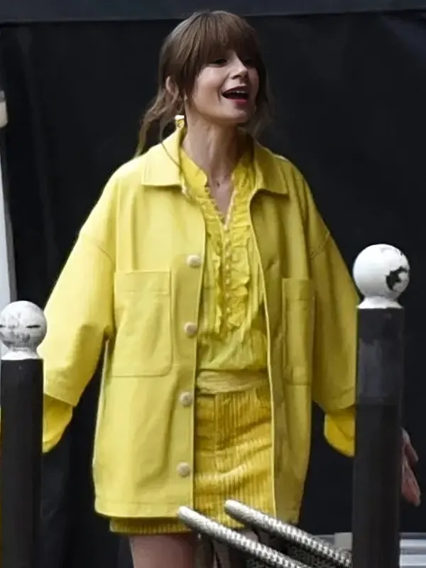 Emily In Paris S04 Lily Collins Yellow Jacket