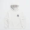 Yankees Embroidered White Fleece Hoodie